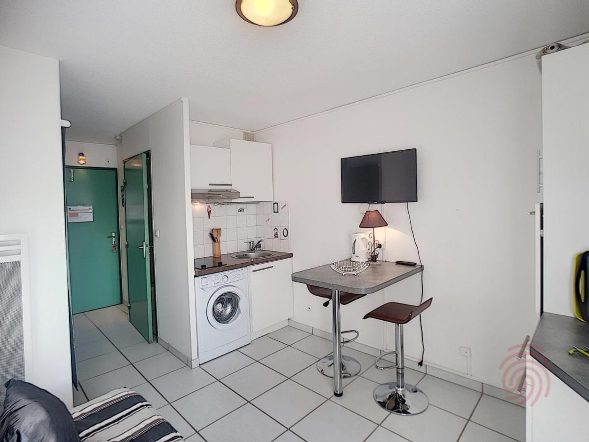 Studio Renove Avec Balcon, Animaux Acceptes, Wifi, A 650M Des Thermes - Fr-1-451-92 Lamalou-les-Bains Exteriör bild