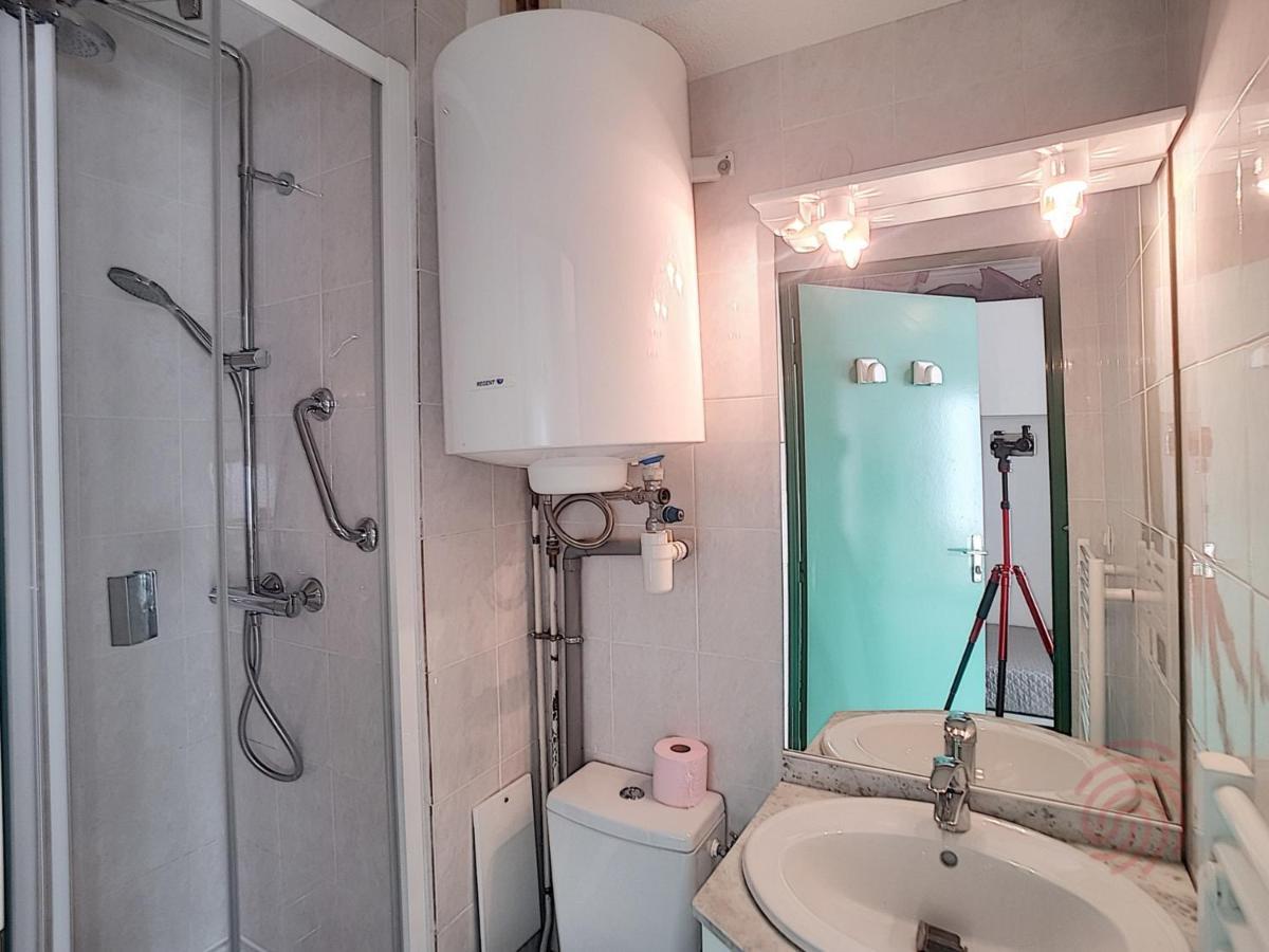 Studio Renove Avec Balcon, Animaux Acceptes, Wifi, A 650M Des Thermes - Fr-1-451-92 Lamalou-les-Bains Exteriör bild